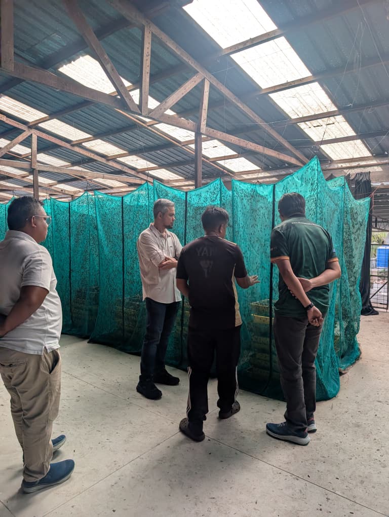 Visit by U U BayGarden, Tawau: To learn about and understand the operations of the BSF facility